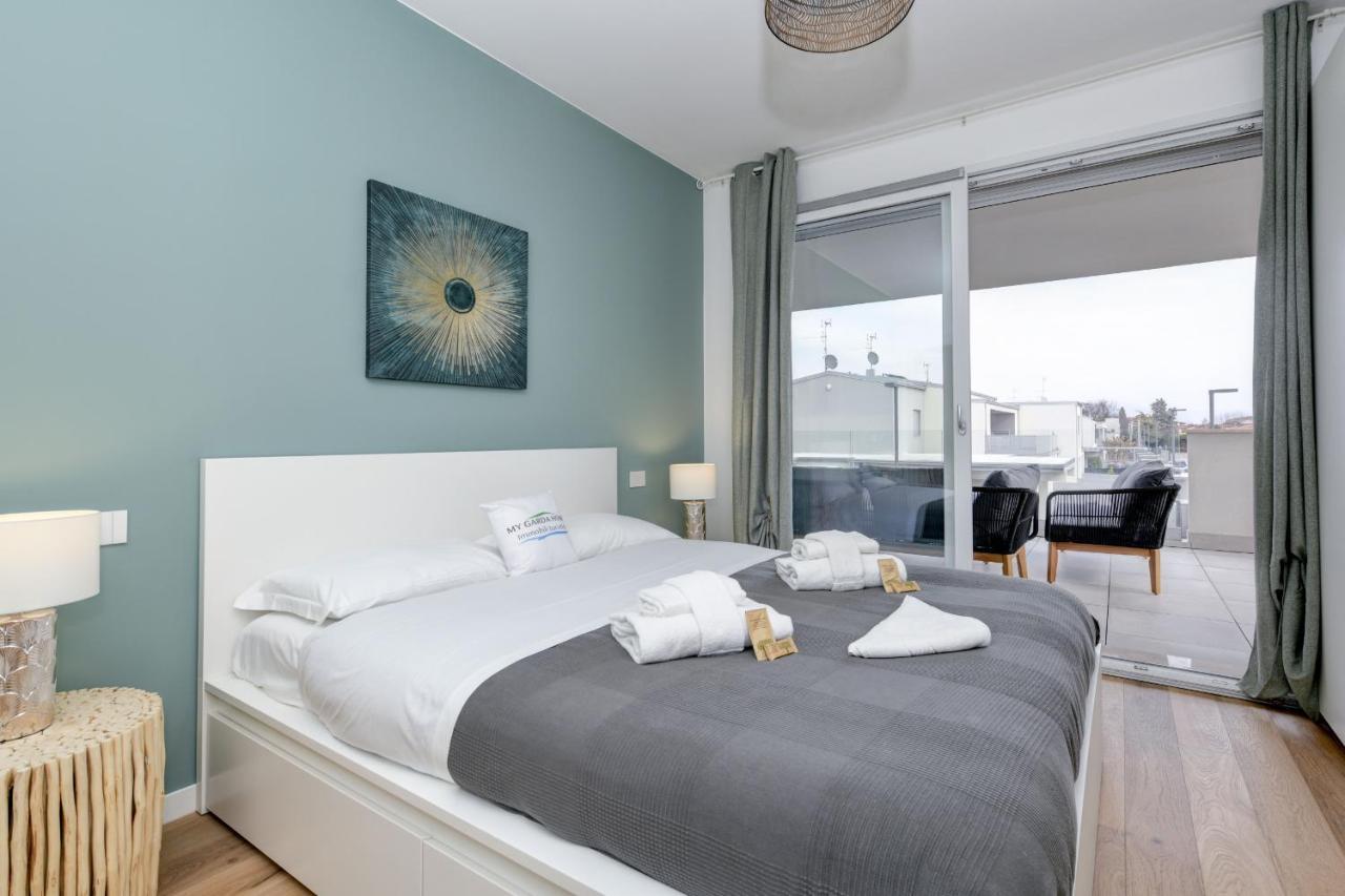 Opalia Residence - Garda Lake Lifestyle Apartment Пескьера-дель-Гарда Экстерьер фото