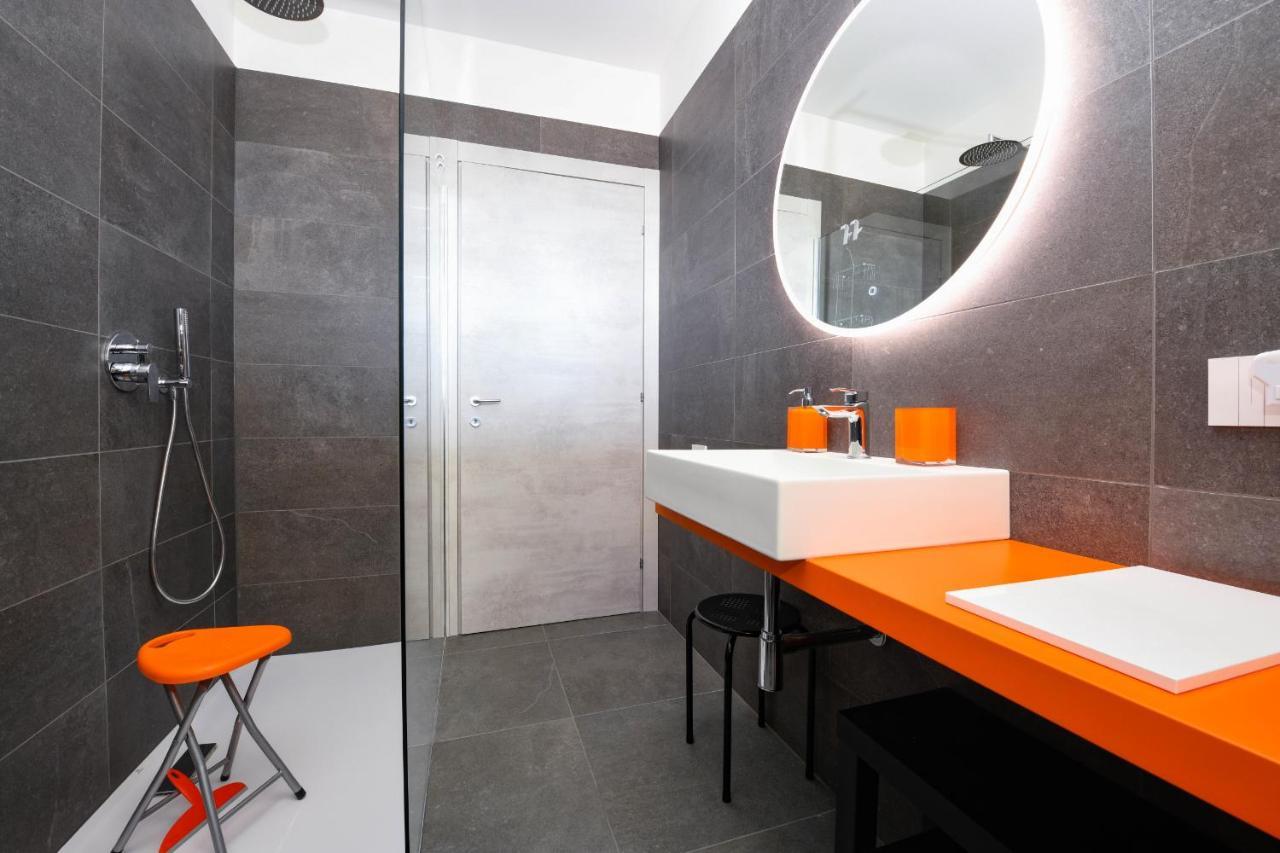 Opalia Residence - Garda Lake Lifestyle Apartment Пескьера-дель-Гарда Экстерьер фото
